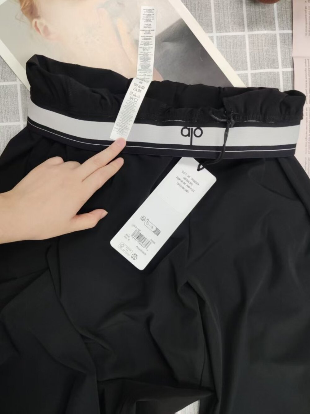 NWT ALO Yoga Suit Up Trouser 🍁 Black Wide-Leg Sports Pants🍹( Regular ) - Picture 3 of 8